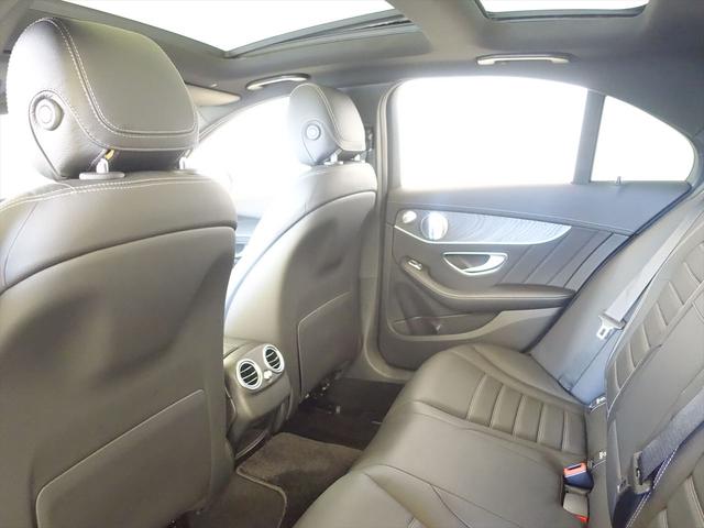 Ｃクラス Ｃ４３　４ＭＡＴＩＣ　Ｂｌｕｅｔｏｏｔｈ接続　ＥＴＣ　ＬＥＤヘッドライト　ＴＶ　アイドリングストップ　クルーズコントロール　コネクテッド機能　サンルーフ・ガラスルーフ　シートヒーター　トランクスルー　ナビ　バックモニター（24枚目）