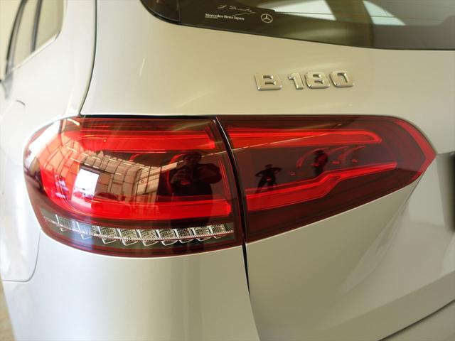 Ｂクラス Ｂ１８０　レザーエクスクルーシブパッケージ　Ｂｌｕｅｔｏｏｔｈ接続　ＥＴＣ　ＬＥＤヘッドライト　アイドリングストップ　クルーズコントロール　コネクテッド機能　サンルーフ・ガラスルーフ　シートヒーター（31枚目）