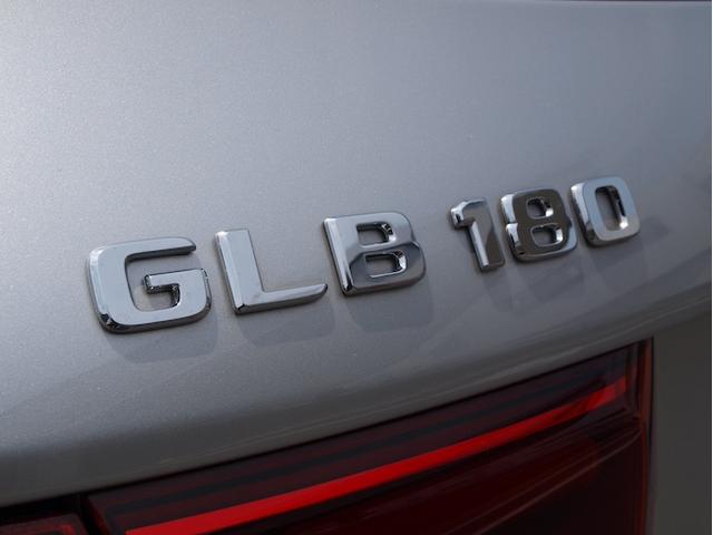 ＧＬＢ ＧＬＢ１８０　ＡＭＧラインパッケージ　ＡＭＧレザーエクスクルーシブパッケージ　アドバンスドパッケージ　３列シート　Ｂｌｕｅｔｏｏｔｈ接続　ＥＴＣ　ＬＥＤヘッドライト　ＴＶ　アイドリングストップ　クルーズコントロール　コネクテッド機能（36枚目）