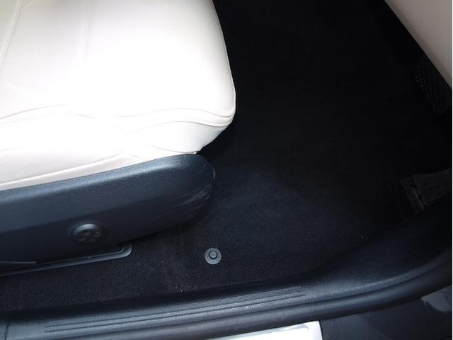 ＧＬＣ ＧＬＣ２２０　ｄ　４ＭＡＴＩＣ　レザーエクスクルーシブパッケージ　Ｂｌｕｅｔｏｏｔｈ接続　ＥＴＣ　ＬＥＤヘッドライト　ＴＶ　アイドリングストップ　クルーズコントロール　コネクテッド機能　サイドカメラ　サンルーフ・ガラスルーフ（15枚目）