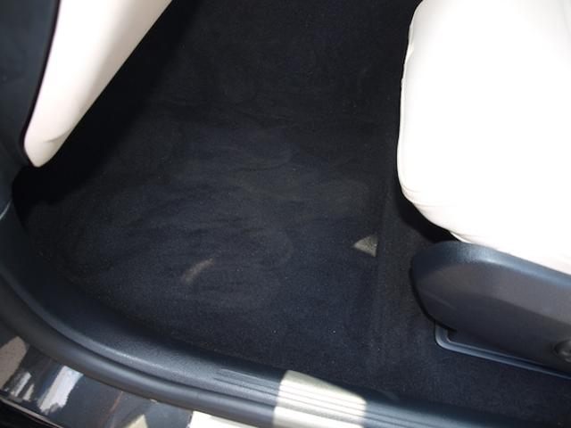 ＧＬＣ ＧＬＣ２２０　ｄ　４ＭＡＴＩＣ　レザーエクスクルーシブパッケージ　Ｂｌｕｅｔｏｏｔｈ接続　ＥＴＣ　ＬＥＤヘッドライト　ＴＶ　アイドリングストップ　クルーズコントロール　コネクテッド機能　サイドカメラ　サンルーフ・ガラスルーフ（16枚目）