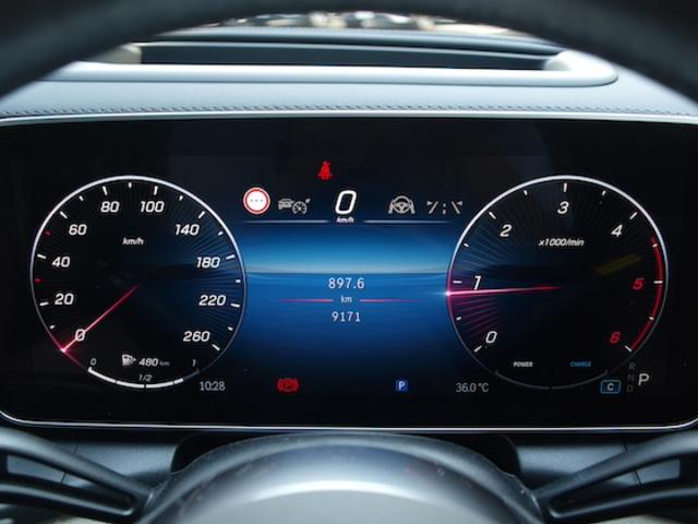 ＧＬＣ ＧＬＣ２２０　ｄ　４ＭＡＴＩＣ　レザーエクスクルーシブパッケージ　Ｂｌｕｅｔｏｏｔｈ接続　ＥＴＣ　ＬＥＤヘッドライト　ＴＶ　アイドリングストップ　クルーズコントロール　コネクテッド機能　サイドカメラ　サンルーフ・ガラスルーフ（22枚目）