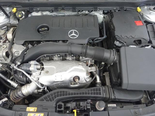 Ａクラスセダン Ａ２５０　４ＭＡＴＩＣ　セダン　レーダーセーフティパッケージ　ナビゲーションパッケージ　Ｂｌｕｅｔｏｏｔｈ接続　ＥＴＣ　ＬＥＤヘッドライト　ＴＶ　アイドリングストップ　クルーズコントロール　コネクテッド機能　シートヒーター（9枚目）