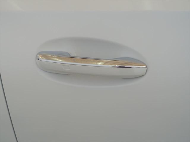 Ｃクラス Ｃ１８０　アバンギャルド　ＡＭＧラインパッケージ　ベーシックパッケージ　Ｂｌｕｅｔｏｏｔｈ接続　ＥＴＣ　ＬＥＤヘッドライト　ＴＶ　アイドリングストップ　クルーズコントロール　コネクテッド機能　サイドカメラ　シートヒーター（25枚目）