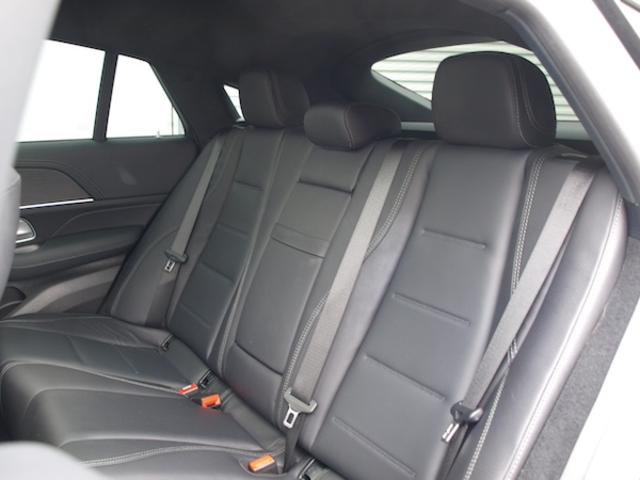 ＧＬＥ ＧＬＥ４５０　ｄ　４ＭＡＴＩＣ　クーペ　スポーツ　Ｅ‐ＡＣＴＩＶＥ　ＢＯＤＹ　ＣＯＮＴＲＯＬパッケージ　Ｂｌｕｅｔｏｏｔｈ接続　ＥＴＣ　ＬＥＤヘッドライト　ＴＶ　アイドリングストップ　クルーズコントロール　コネクテッド機能　サイドカメラ（11枚目）