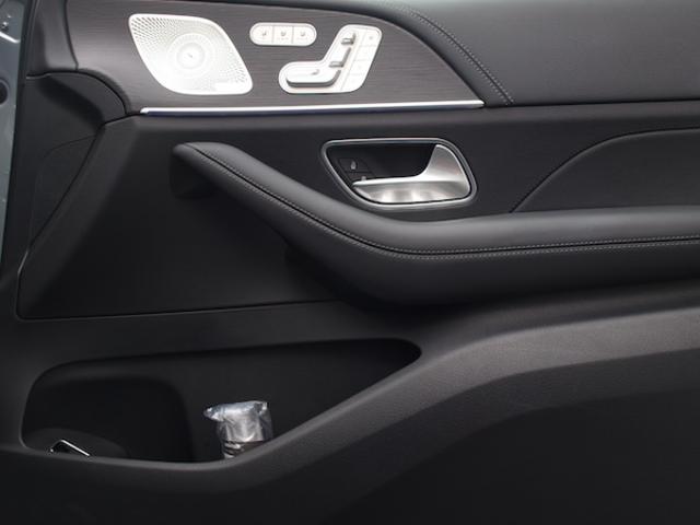 ＧＬＥ ＧＬＥ４５０　ｄ　４ＭＡＴＩＣ　クーペ　スポーツ　Ｅ‐ＡＣＴＩＶＥ　ＢＯＤＹ　ＣＯＮＴＲＯＬパッケージ　Ｂｌｕｅｔｏｏｔｈ接続　ＥＴＣ　ＬＥＤヘッドライト　ＴＶ　アイドリングストップ　クルーズコントロール　コネクテッド機能　サイドカメラ（13枚目）