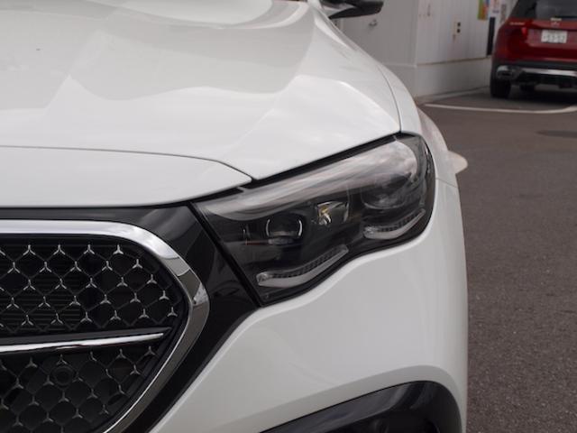 Eクラスステーションワゴン E220 d ステーションワゴン アバンギャルド AMGラインパッケージ レザーエクスクルーシブパッケージ アドバンスドパッケージ デジタルインテリアパッケージ Bluetooth接続 ETC LEDヘッドライト TV アイドリングストップ(4枚目)
