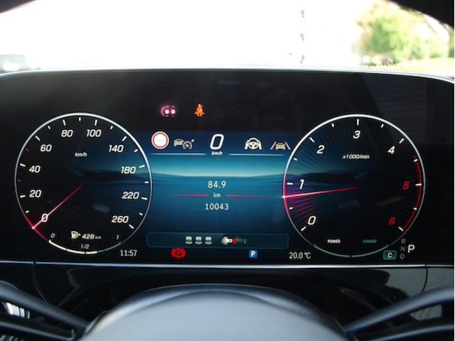 Ｅクラス Ｅ２２０　ｄ　アバンギャルド　ＡＭＧラインパッケージ　レザーエクスクルーシブパッケージ　アドバンスドパッケージ　デジタルインテリアパッケージ　Ｂｌｕｅｔｏｏｔｈ接続　ＥＴＣ　ＬＥＤヘッドライト　ＴＶ　アイドリングストップ（18枚目）