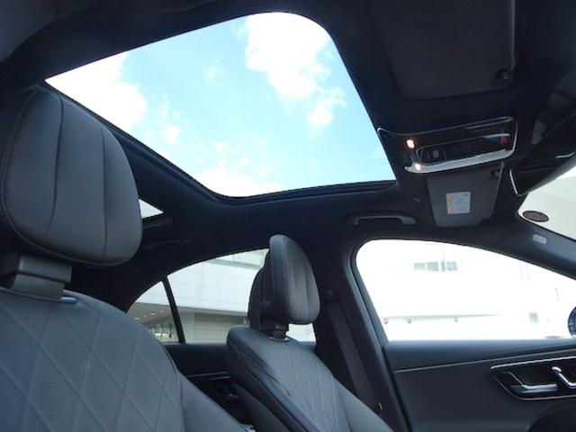 Ｅクラス Ｅ２２０　ｄ　アバンギャルド　ＡＭＧラインパッケージ　レザーエクスクルーシブパッケージ　アドバンスドパッケージ　デジタルインテリアパッケージ　Ｂｌｕｅｔｏｏｔｈ接続　ＥＴＣ　ＬＥＤヘッドライト　ＴＶ　アイドリングストップ（25枚目）