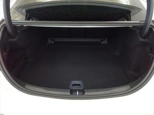 Ｃクラス Ｃ２２０　ｄ　アバンギャルド　ＡＭＧラインパッケージ　レザーエクスクルーシブパッケージ　ベーシックパッケージ　Ｂｌｕｅｔｏｏｔｈ接続　ＥＴＣ　ＬＥＤヘッドライト　ＴＶ　アイドリングストップ　クルーズコントロール　コネクテッド機能（25枚目）