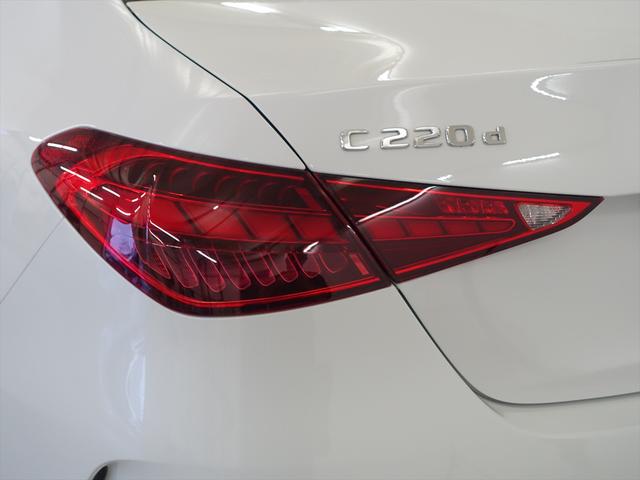 Ｃクラス Ｃ２２０　ｄ　アバンギャルド　ＡＭＧラインパッケージ　レザーエクスクルーシブパッケージ　ベーシックパッケージ　Ｂｌｕｅｔｏｏｔｈ接続　ＥＴＣ　ＬＥＤヘッドライト　ＴＶ　アイドリングストップ　クルーズコントロール　コネクテッド機能（31枚目）