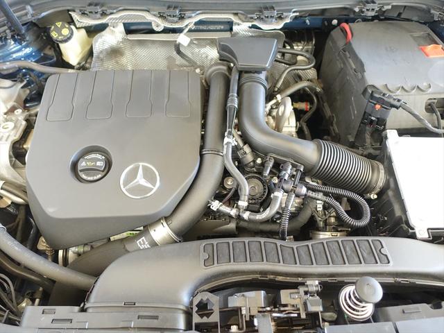 GLAクラス GLA180 AMGラインパッケージ Bluetooth接続 ETC LEDヘッドライト TV アイドリングストップ クルーズコントロール コネクテッド機能 サイドカメラ サンルーフ・ガラスルーフ シートヒーター(9枚目)