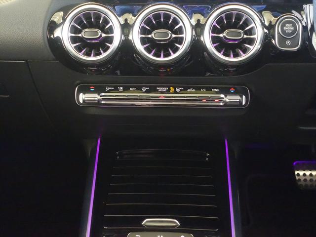 GLAクラス GLA180 AMGラインパッケージ Bluetooth接続 ETC LEDヘッドライト TV アイドリングストップ クルーズコントロール コネクテッド機能 サイドカメラ サンルーフ・ガラスルーフ シートヒーター(13枚目)