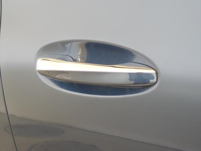 GLAクラス GLA180 AMGラインパッケージ Bluetooth接続 ETC LEDヘッドライト TV アイドリングストップ クルーズコントロール コネクテッド機能 サイドカメラ サンルーフ・ガラスルーフ シートヒーター(27枚目)