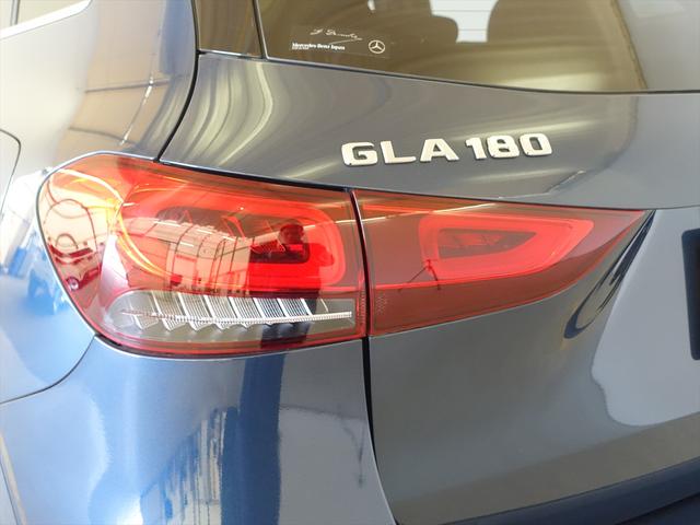 GLAクラス GLA180 AMGラインパッケージ Bluetooth接続 ETC LEDヘッドライト TV アイドリングストップ クルーズコントロール コネクテッド機能 サイドカメラ サンルーフ・ガラスルーフ シートヒーター(31枚目)