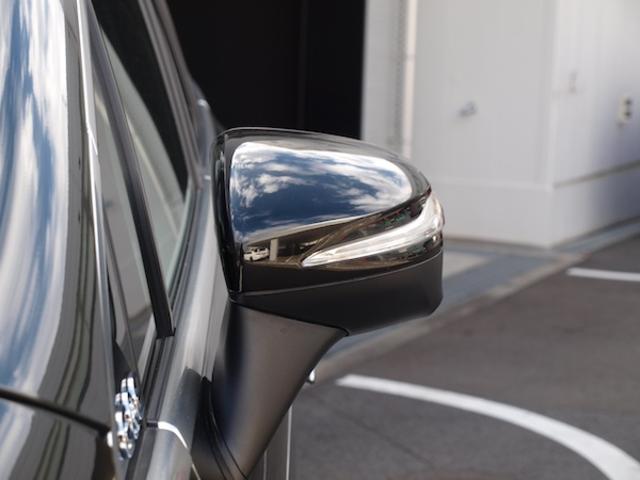 EQE SUV EQE350 4MATIC SUV ローンチエディション LEDヘッドライト TV クルーズコントロール サイドカメラ サンルーフ・ガラスルーフ シートエアコン シートヒーター ナビ バックモニター パワーシート フロントカメラ 横滑り防止装置(5枚目)