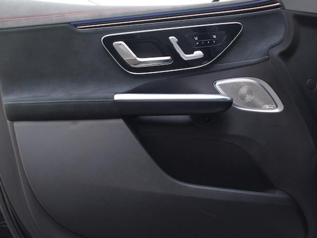 EQE SUV EQE350 4MATIC SUV ローンチエディション LEDヘッドライト TV クルーズコントロール サイドカメラ サンルーフ・ガラスルーフ シートエアコン シートヒーター ナビ バックモニター パワーシート フロントカメラ 横滑り防止装置(8枚目)