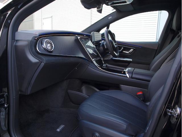 EQE SUV EQE350 4MATIC SUV ローンチエディション LEDヘッドライト TV クルーズコントロール サイドカメラ サンルーフ・ガラスルーフ シートエアコン シートヒーター ナビ バックモニター パワーシート フロントカメラ 横滑り防止装置(9枚目)
