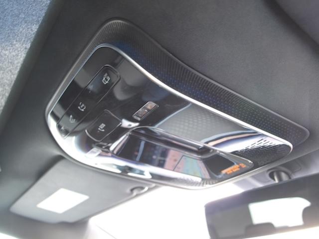 EQE SUV EQE350 4MATIC SUV ローンチエディション LEDヘッドライト TV クルーズコントロール サイドカメラ サンルーフ・ガラスルーフ シートエアコン シートヒーター ナビ バックモニター パワーシート フロントカメラ 横滑り防止装置(26枚目)