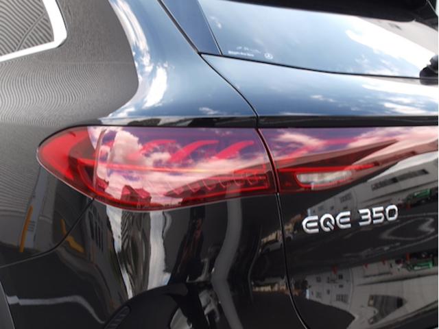 EQE SUV EQE350 4MATIC SUV ローンチエディション LEDヘッドライト TV クルーズコントロール サイドカメラ サンルーフ・ガラスルーフ シートエアコン シートヒーター ナビ バックモニター パワーシート フロントカメラ 横滑り防止装置(34枚目)