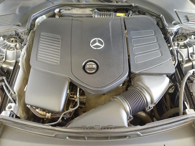 Cクラス C180 アバンギャルド AMGライン ベーシックパッケージ Bluetooth接続 ETC LEDヘッドライト TV アイドリングストップ クルーズコントロール コネクテッド機能 サイドカメラ シートヒーター トランクスルー ナビ(9枚目)