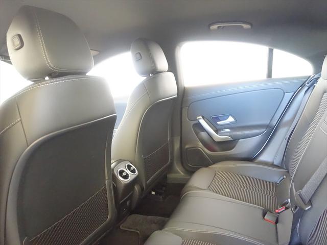 CLAクラス CLA200 d Bluetooth接続 ETC LEDヘッドライト TV アイドリングストップ クルーズコントロール コネクテッド機能 シートヒーター トランクスルー ナビ バックモニター パワーシート フロアマット(23枚目)