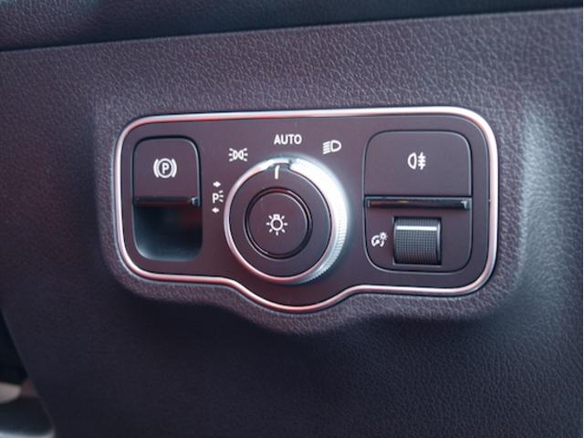 GLB GLB180 AMGラインパッケージ AMGレザーエクスクルーシブパッケージ 3列シート Bluetooth接続 ETC LEDヘッドライト TV アイドリングストップ クルーズコントロール コネクテッド機能(18枚目)