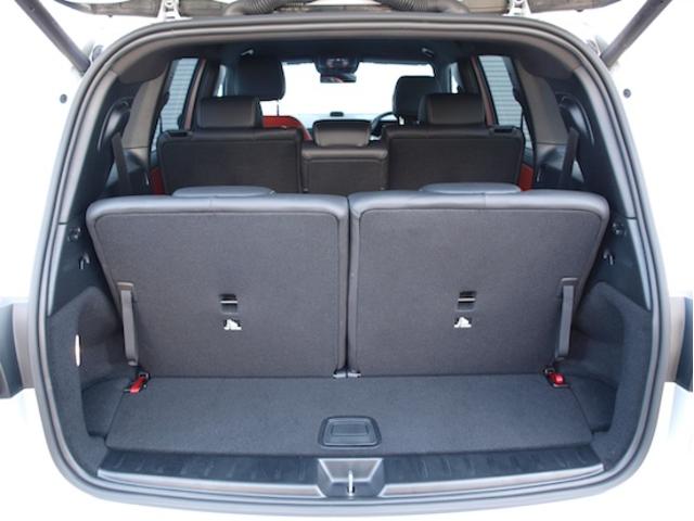 GLB GLB180 AMGラインパッケージ AMGレザーエクスクルーシブパッケージ 3列シート Bluetooth接続 ETC LEDヘッドライト TV アイドリングストップ クルーズコントロール コネクテッド機能(35枚目)