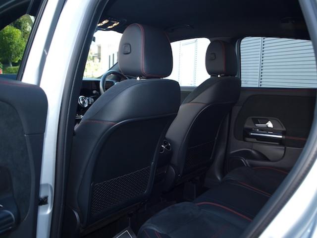 GLAクラス GLA200 d 4MATIC AMGラインパッケージ Bluetooth接続 ETC LEDヘッドライト TV アイドリングストップ クルーズコントロール コネクテッド機能 サイドカメラ シートヒーター トランクスルー ナビ(9枚目)