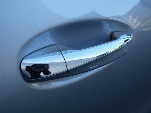 GLAクラス GLA200 d 4MATIC AMGラインパッケージ Bluetooth接続 ETC LEDヘッドライト TV アイドリングストップ クルーズコントロール コネクテッド機能 サイドカメラ シートヒーター トランクスルー ナビ(12枚目)