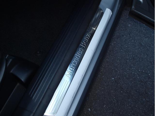 GLAクラス GLA200 d 4MATIC AMGラインパッケージ Bluetooth接続 ETC LEDヘッドライト TV アイドリングストップ クルーズコントロール コネクテッド機能 サイドカメラ シートヒーター トランクスルー ナビ(14枚目)