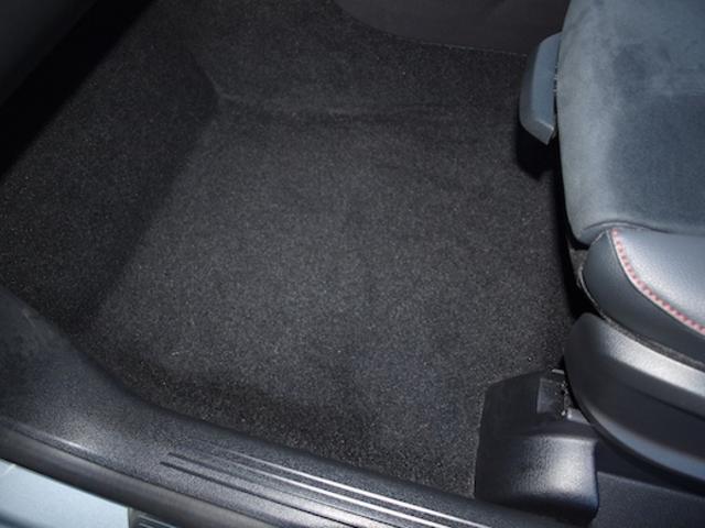 GLAクラス GLA200 d 4MATIC AMGラインパッケージ Bluetooth接続 ETC LEDヘッドライト TV アイドリングストップ クルーズコントロール コネクテッド機能 サイドカメラ シートヒーター トランクスルー ナビ(16枚目)