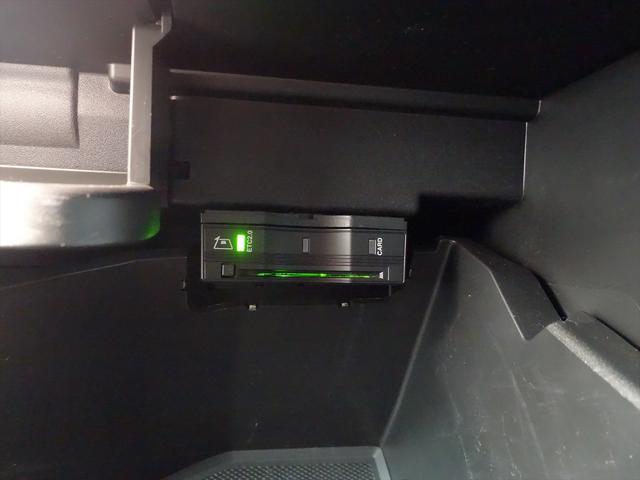 EQA EQA250 AMGラインパッケージ Bluetooth接続 ETC LEDヘッドライト TV クルーズコントロール コネクテッド機能 サイドカメラ シートヒーター トランクスルー ナビ バックモニター(21枚目)