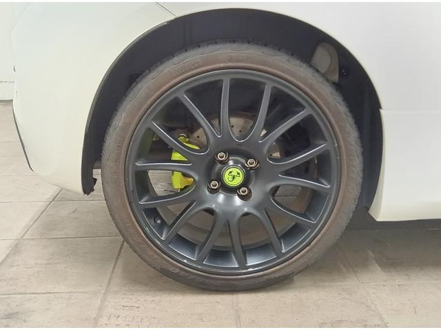 アバルト５９５ Ｆ５９５　右ハンドル５速マニュアル車　レコードモンツァマフラー　ブラックファブリックシート　バックセンサー　ＥＴＣ　１６５ＰＳ（22枚目）