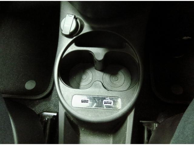 アバルト５９５ Ｆ５９５　右ハンドル５速マニュアル車　レコードモンツァマフラー　ブラックファブリックシート　バックセンサー　ＥＴＣ　１６５ＰＳ（30枚目）