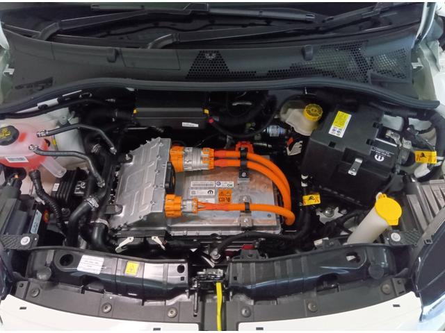 ５００ｅ アイコン　登録済未使用車　エコレザー　ガラスルーフ　ＡＣＣ　ＥＴＣ２．０　アルミホイール　運転席　助手席　シートヒーター　バックカメラ　アイシンナビ　カープレイ　ＬＥＤヘッドライト（15枚目）