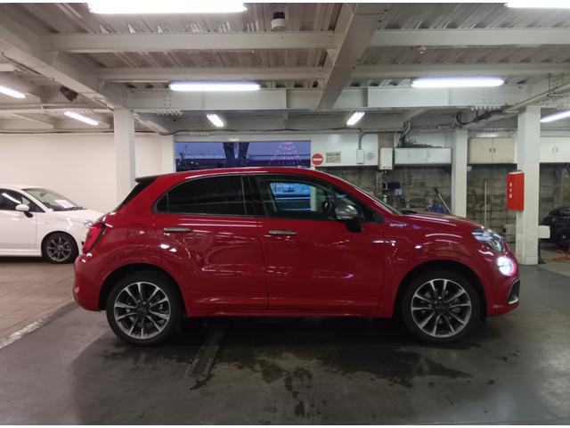 ５００Ｘ スポーツ　社用車アップ　ＡＣＣ　ＥＴＣ　カープレイ　バックカメラ　前面衝突軽減ブレーキ　１８インチアルミホイール（8枚目）