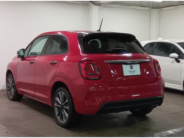 ５００Ｘ スポーツ　社用車アップ　ＡＣＣ　ＥＴＣ　カープレイ　バックカメラ　前面衝突軽減ブレーキ　１８インチアルミホイール（12枚目）