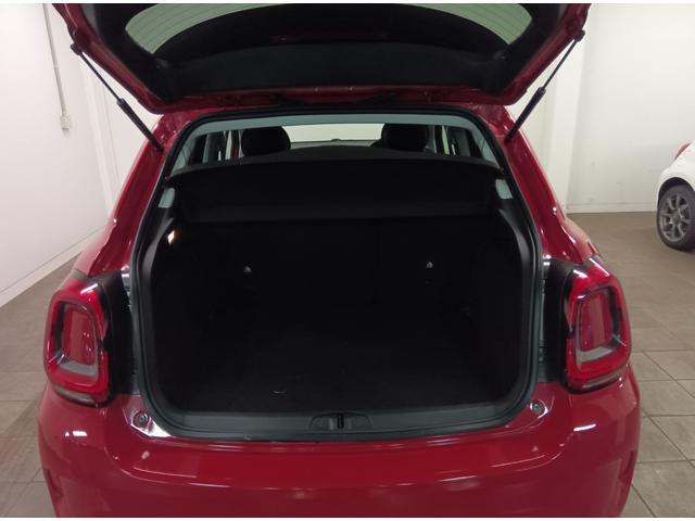 ５００Ｘ スポーツ　社用車アップ　ＡＣＣ　ＥＴＣ　カープレイ　バックカメラ　前面衝突軽減ブレーキ　１８インチアルミホイール（13枚目）