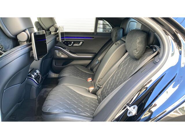 Ｓクラス Ｓ５００　４マチックロング　（ＩＳＧ搭載モデル）　４ＷＤ　ＭＰ２０２３０２　アダプティブクルーズコントロール　レーンキープアシスト　パーキングアシスト　エアサスペンション　パワーシート（10枚目）