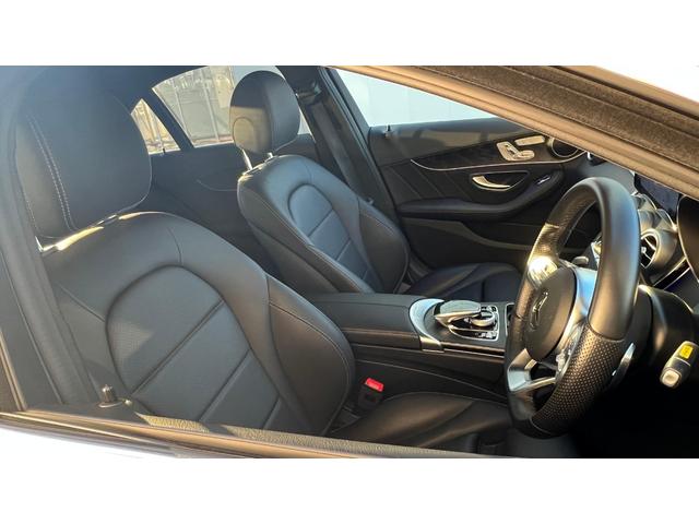 気になるお車がございましたら、事前にご連絡下さい。より見やすい場所にてご用意致します。また、事前連絡によりお待たせする事なく、スムーズな商談を心がけております。