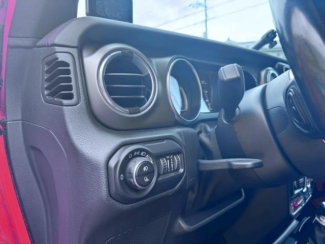 ジープその他 　自社輸入車輌　レザーＰＫＧ　エレクトリック　コールドウェザー　ライトグループ　ＲＥＡＤＹ　ＬＩＦＴ　ＴｒａｉｌＧｒａｐｐｌｅｒ　ＭＥＴＨＯＤ　３０５　ＮＶＢｒｏｎｚｒｅ　ｎ－ｆａｂステップ（19枚目）