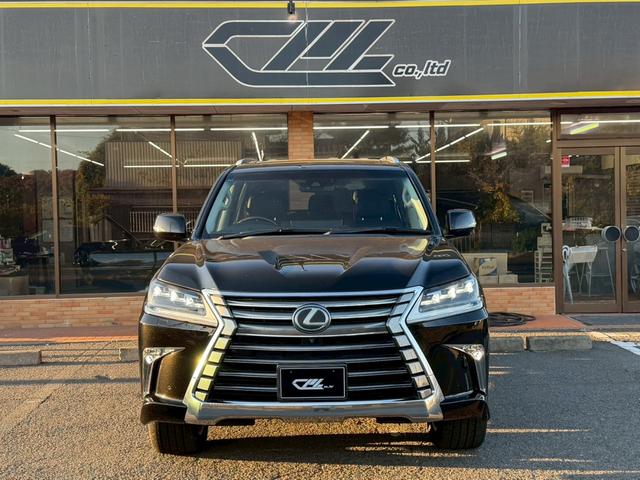 ＬＸ ＬＸ５７０　ＬＸ５７０　リアシートエンターテインメントシステム　マークレビンソンリファレンスサラウンドシステム　セーフティシステムプラス　ダークブラウン縞杢インパネ　１０本スポーク切削光輝２１インチ（3枚目）