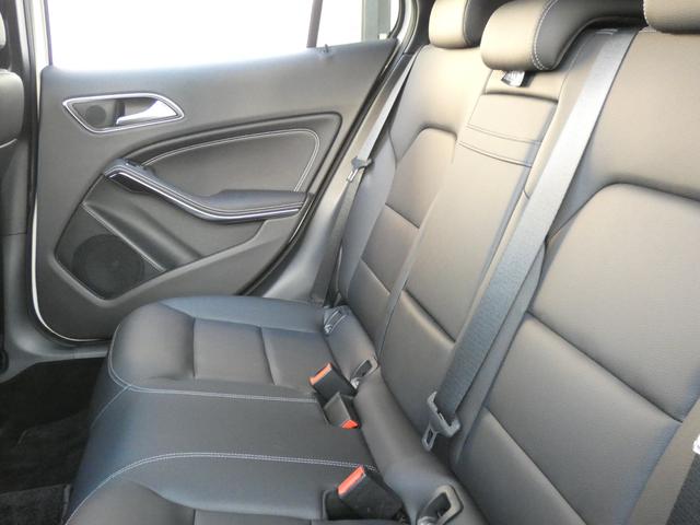 GLA250 4マチック レーダーセーフティPKG 受注生産モデル 後期モデル キーレスゴー ブラックARTICOレザーシート パノラマサンルーフ HDDナビ フルセグTV バックカメラ AppleCarPlay 2年保証付(16枚目)
