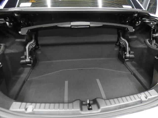 ＳＬＣ ＳＬＣ４３　レッドアートエディション　レーダーセーフティＰＫＧ　１オーナー　特別仕様車　ＡＭＧエアロ／１８ＡＷ　専用エクステリア／インテリア　ナッパ革／ヒーター／エアスカーフ　ナビＴＶ　Ｂカメラ　ハーマンカードン　キーレスゴー　２年保証付（12枚目）