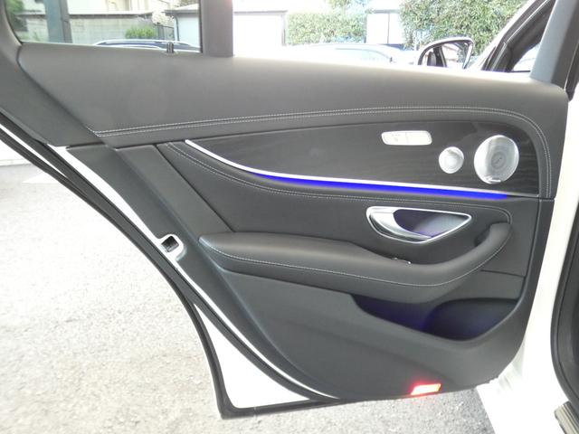 Ｅクラス Ｅ２００　スポーツ　ＡＭＧラインインテリア／ＥＸＣ－Ｐ　後期型　１オーナー　ＢＳＧ搭載　ＡＭＧエアロ／１９ＡＷ　ナッパ革／前後ヒーター　ＭＢＵＸナビ　地デジ　３６０度カメラ　Ａカープレイ　ブルメスター　ＨＵＤ　２年保証付（27枚目）