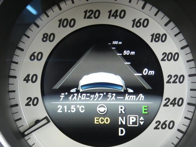 Ｅクラス Ｅ２５０カブリオレ　ＡＭＧスポーツ／コンフォート／レーダーセーフティＰＫＧ　後期　ダークレッド幌　ベンガルレッドレザー／エアスカーフ／ヒーター　ナビ　地デジ　３６０度カメラ　エアキャップ　ＡＭＧエアロ／１８ＡＷ　２年保証（16枚目）