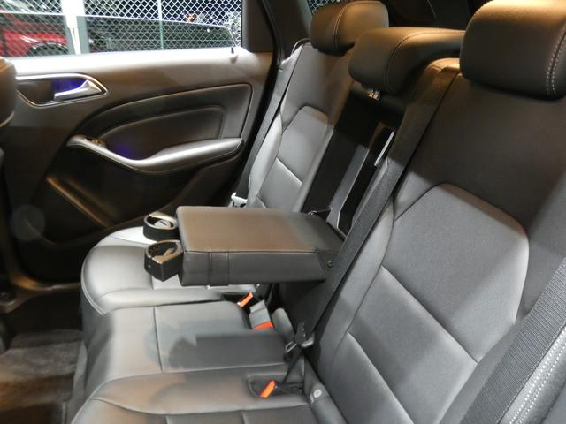 Ｂクラス Ｂ１８０　ベーシック／プレミアム／レーダーＰ　後期　キーレスゴー　黒革／ヒーター　パノラマＳＲ　ナビ　地デジ　Ａカープレイ／Ａオート　Ｂカメラ　ハーマンカードン　パドルシフト　ＬＥＤライト／自動ＨＢ　２年保証付（29枚目）