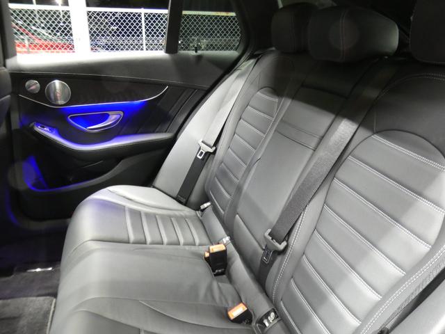 Cクラスステーションワゴン C43 4マチック ステーションワゴン レーダーP 後期 Meコネクト 黒本革 パノラマSR AMGエアロ/19AW KWダウンサス/ワイドスペーサー ナビ 地デジ Aカープレイ Bカメラ ブルメスター HUD 自動テールゲート 2年保証付(13枚目)
