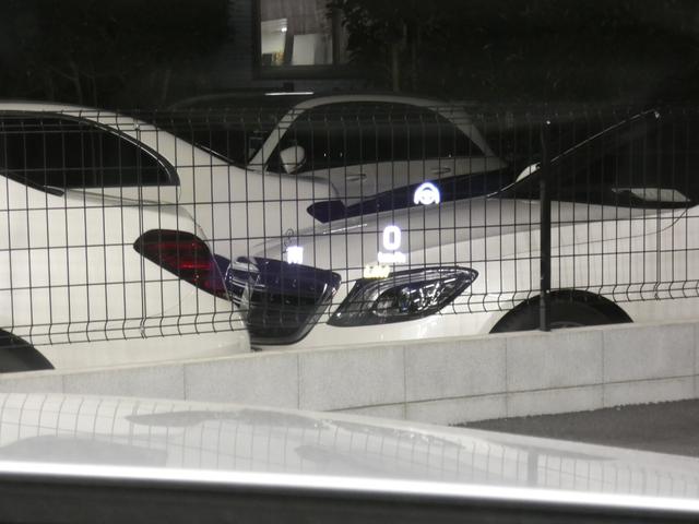 Cクラスステーションワゴン C43 4マチック ステーションワゴン レーダーP 後期 Meコネクト 黒本革 パノラマSR AMGエアロ/19AW KWダウンサス/ワイドスペーサー ナビ 地デジ Aカープレイ Bカメラ ブルメスター HUD 自動テールゲート 2年保証付(17枚目)